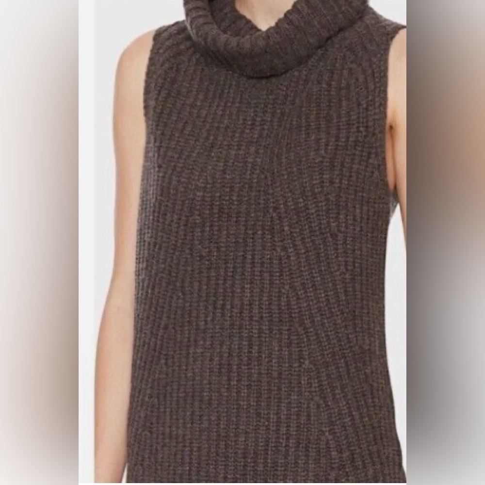 Intermix Cozy Cowl SZ M